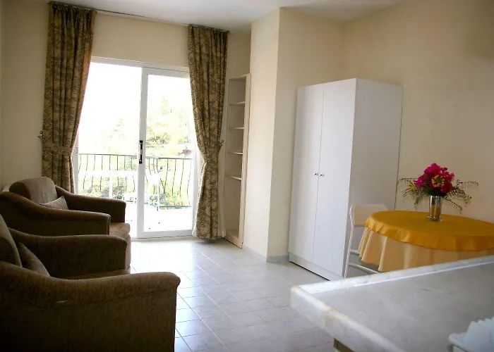 Life Hotel de apartamente 3*